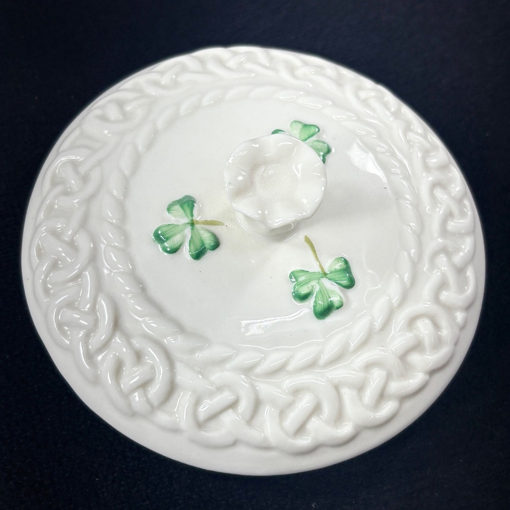 Vintage Belleek Tara Celtic Shamrock Gift / Trinket Box / Sugar Bowl with Lid - Picture 6 of 10